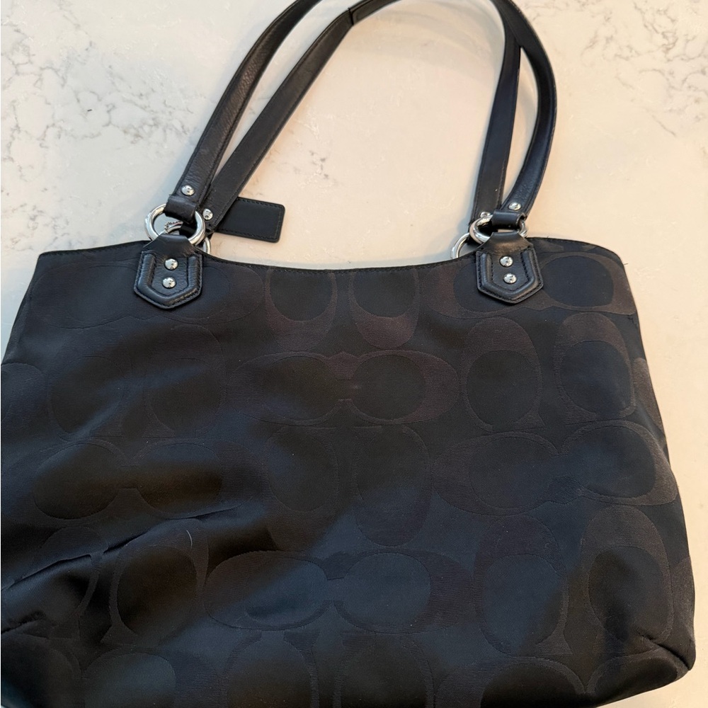 Coach Black Signature Shoulder Bag with Front Buckle Pocket - Picture 2 of 4